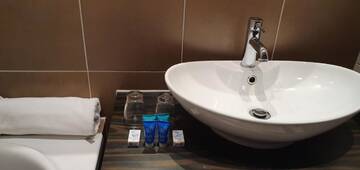 Фото номера Апартаменты Отель Maloves SPA &amp; Resort г. Владыславово 7